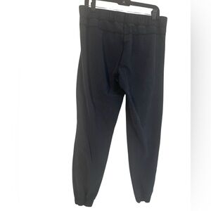 Lululemon On the flay jogger